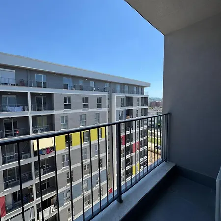 Tirana3,beautifull Near Mother Teresa Int Airport شقة Ljaknasi